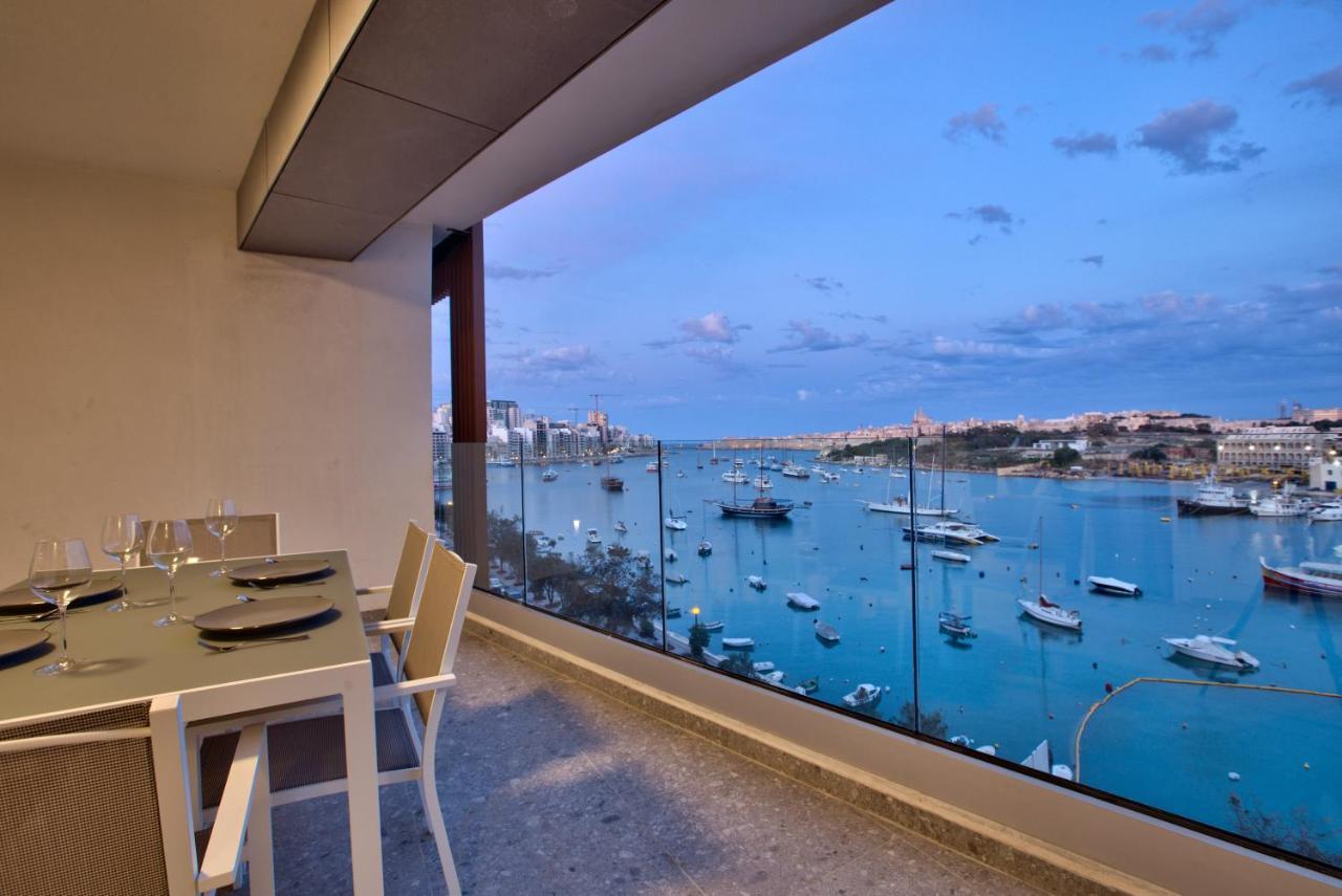Sea Front Spacious Valletta Views Apartments Sliema Exteriör bild